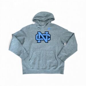 Nike North Carolina Tar Heels club hoodie. Size L